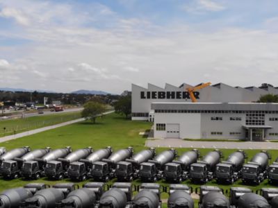 Виробництво автобетонозмішувачів LIEBHERR у Бразилії.
